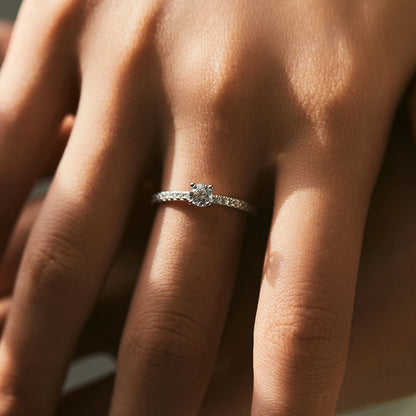 MODIAN Moissanite Ring