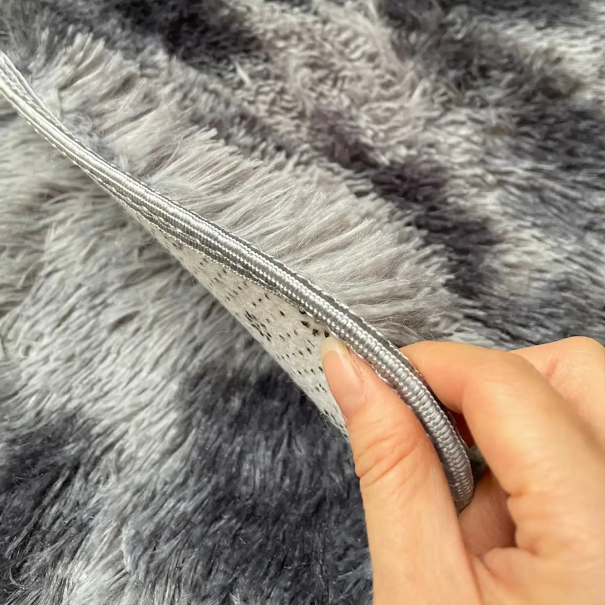 Soft Plush Carpet for Living Room & Bedroom