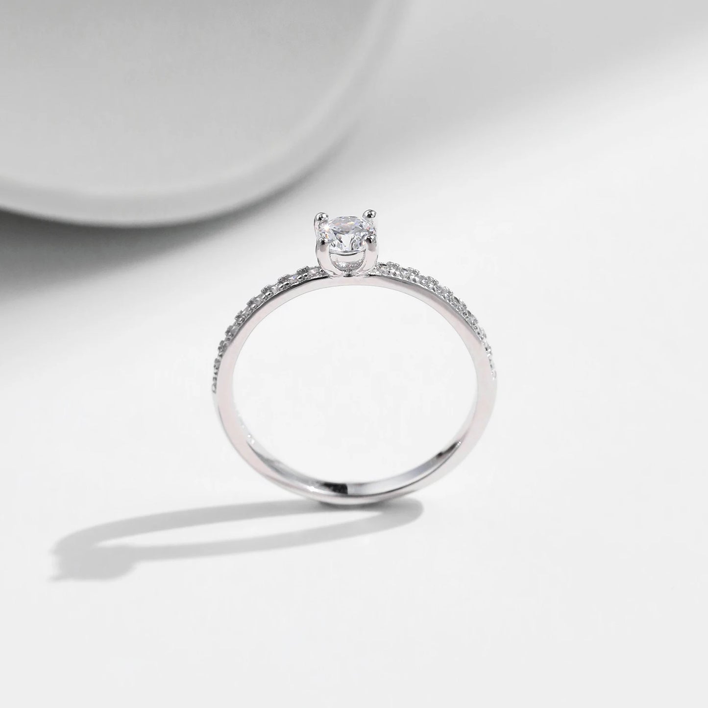 MODIAN Moissanite Ring